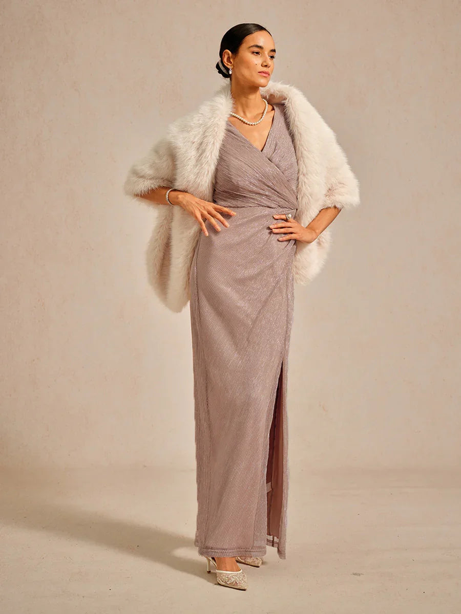 Faux Fur Shawl with Soft Touch and Fluffy Texture